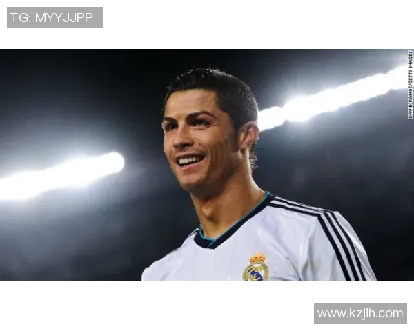 李连杰与足球明星的缘分揭秘及其影响力分析